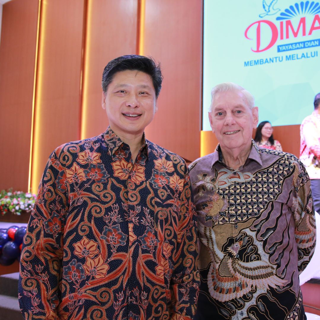 BOD Sir David T. Bussau with Mr. Lukman at the 26th Anniversary of Dian Mandiri